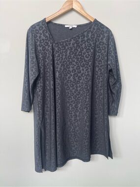Sympli | Gray Leopard Printed Jersey Stretch Tunic Top Asymmetrical Neckline